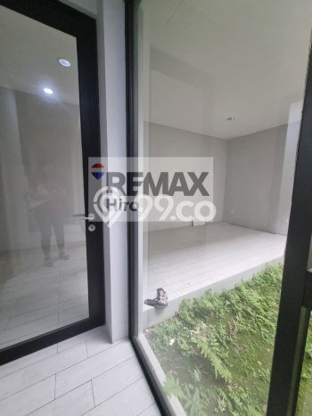 Dijual Rumah Eksklusif 4 KT di Grand Wisata, Bekasi Dijual Rumah Eksklusif 4 KT di Grand Wisata, Bekasi