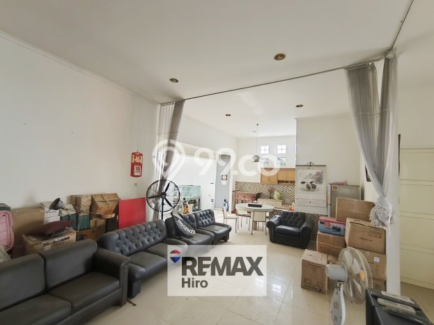 Rumah Modern 2 KT LT 264m2 di Kemang Pratama Rumah Modern 2 KT LT 264m2 di Kemang Pratama
