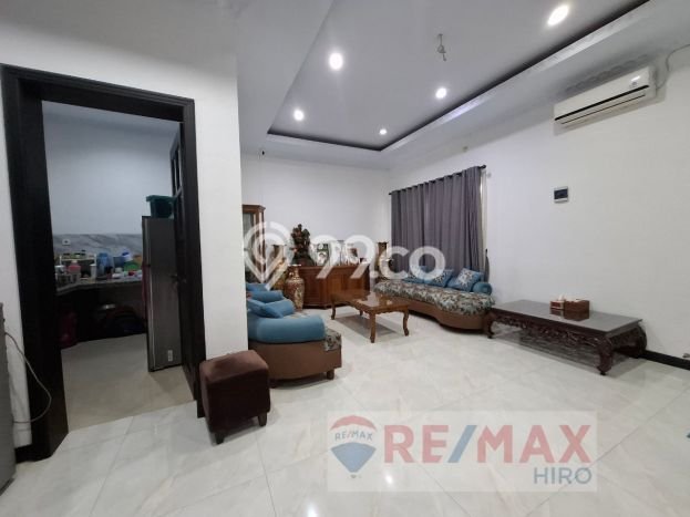 Jual Rumah Mewah Elegan Dengan View Eksklusif di Pekayon, Bekasi Jual Rumah Mewah Elegan Dengan View Eksklusif di Pekayon, Bekasi