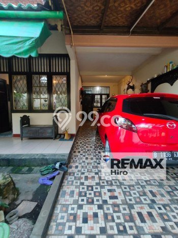 Ready to Use! Luxury House LT 216m2 Desain Elegan di Kemang Pratama Ready to Use! Luxury House LT 216m2 Desain Elegan di Kemang Pratama