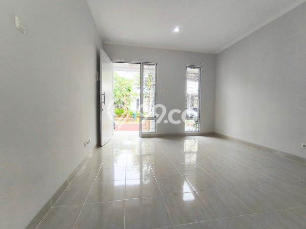 Rumah Luas Asri 3 KT Siap Huni di Gading Serpong Tangerang Rumah Luas Asri 3 KT Siap Huni di Gading Serpong Tangerang