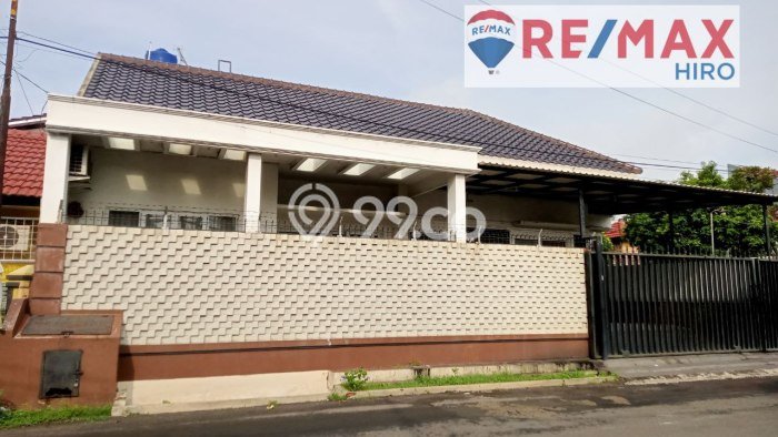 Ready to Use! Luxury House LT 204m2 Desain Modern di Galaxy Ready to Use! Luxury House LT 204m2 Desain Modern di Galaxy
