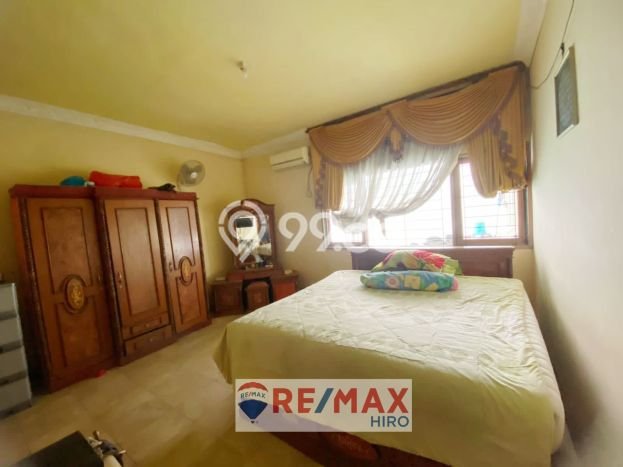 Ready to Use! Premium House LT 315m2 Desain Elegan di Kemang Pratama Ready to Use! Premium House LT 315m2 Desain Elegan di Kemang Pratama