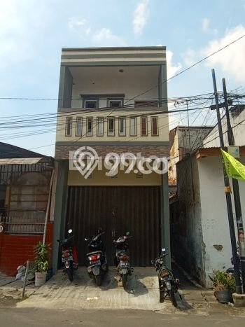 Ruko Dijual di Jakarta Barat LT 48m2 & LB 90m2 Lokasi Terbaik! Ruko Dijual di Jakarta Barat LT 48m2 & LB 90m2 Lokasi Terbaik!