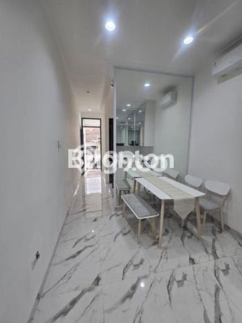 For Sale Hunian Rumah Terawat 3 Kamar di Duri Kepa, Jakarta Barat For Sale Hunian Rumah Terawat 3 Kamar di Duri Kepa, Jakarta Barat