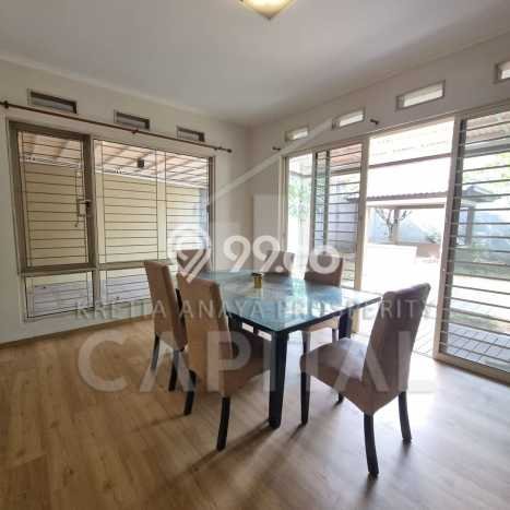 Dijual Rumah Mewah Elegan Dengan View Eksklusif di Kota Baru Parahyangan, Bandung Dijual Rumah Mewah Elegan Dengan View Eksklusif di Kota Baru Parahyangan, Bandung