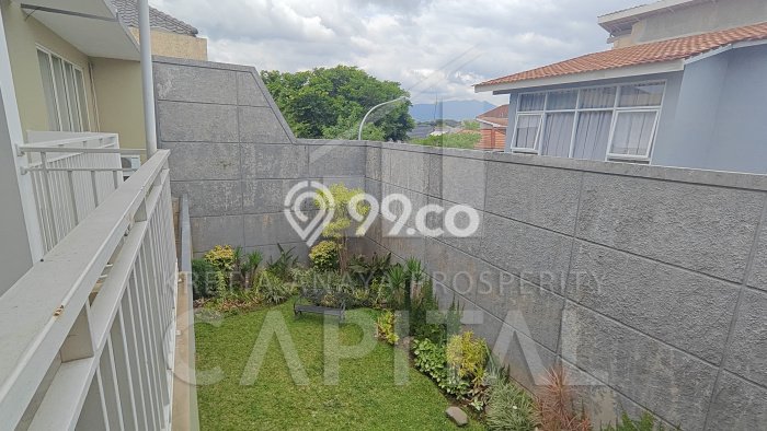 Ready to Use! Premium House LT 300m2 Desain Modern di Kota Baru Parahyangan Ready to Use! Premium House LT 300m2 Desain Modern di Kota Baru Parahyangan