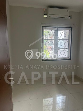 Jarang Ada! Rumah Sewa 3 Kamar Nyaman Siap Huni Kota Baru Parahyangan Jarang Ada! Rumah Sewa 3 Kamar Nyaman Siap Huni Kota Baru Parahyangan