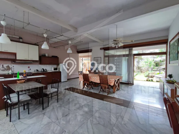 Rumah Mewah LB 500m2 Siap Huni Desain Elegan di Setra Sari, Bandung Rumah Mewah LB 500m2 Siap Huni Desain Elegan di Setra Sari, Bandung