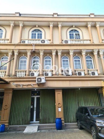 Ruko Paling Dicari LB 394m2 Dijual di Cengkareng Ruko Paling Dicari LB 394m2 Dijual di Cengkareng