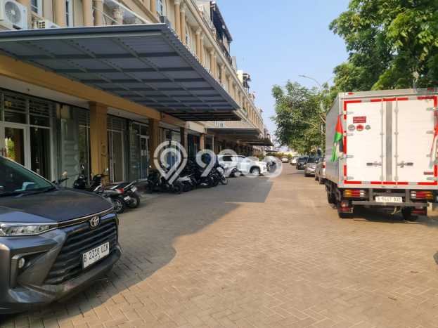 Ruko Paling Dicari LB 394m2 Dijual di Cengkareng Ruko Paling Dicari LB 394m2 Dijual di Cengkareng