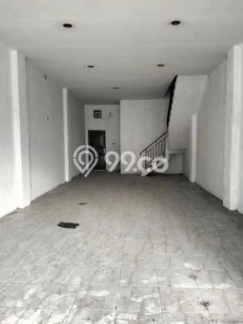 Unit Ruko Disewa Lokasi Kemang, Bogor Spesifikasi Luas Bangunan 120m2 Unit Ruko Disewa Lokasi Kemang, Bogor Spesifikasi Luas Bangunan 120m2