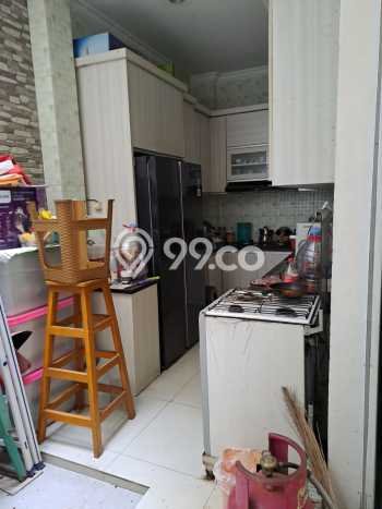 Jual Rumah Mewah Megah Dengan View Eksklusif di Taman Kota, Jakarta Barat Jual Rumah Mewah Megah Dengan View Eksklusif di Taman Kota, Jakarta Barat