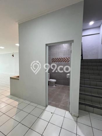 Dijual! Ruko di Mangga Dua Jakarta Barat LT 90m2 / LB 300m2 Kawasan Bisnis Dijual! Ruko di Mangga Dua Jakarta Barat LT 90m2 / LB 300m2 Kawasan Bisnis