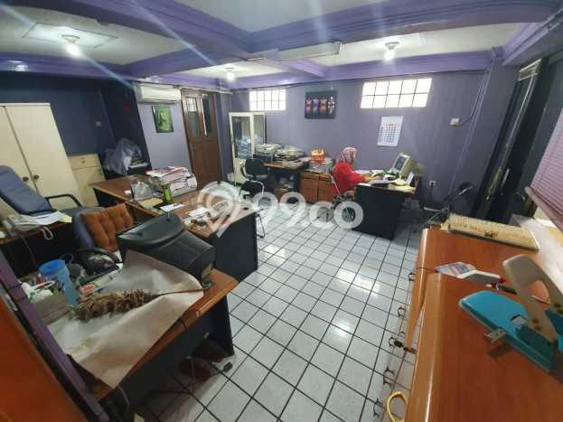 Kantor Dijual di Prime Area Jakarta Barat Luas 1077m2 Kantor Dijual di Prime Area Jakarta Barat Luas 1077m2