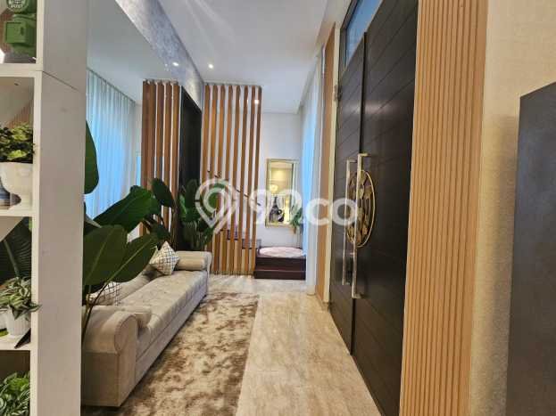 Rumah Elit Modern Tanpa Renovasi di Golf Island Jakarta Utara Rumah Elit Modern Tanpa Renovasi di Golf Island Jakarta Utara
