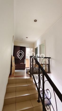 EXCLUSIVE OFFER! Rumah di , 4 KT, Lingkungan Elite, Luas 144m2m² Bangunan 144m2m² EXCLUSIVE OFFER! Rumah di , 4 KT, Lingkungan Elite, Luas 144m2m² Bangunan 144m2m²