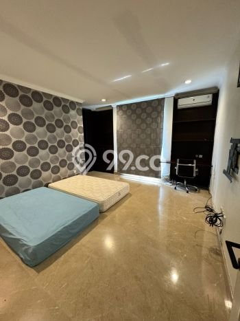 Rumah sewa siap pakai 4 KT di Pantai Indah Kapuk, Jakarta Utara Rumah sewa siap pakai 4 KT di Pantai Indah Kapuk, Jakarta Utara