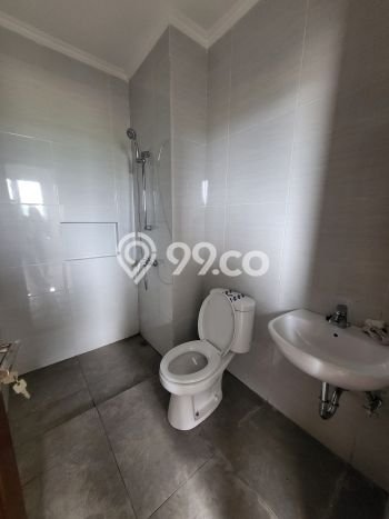 Lokasi Strategis! Vila di , Ukuran 100m2m², Kondisi Prima Lokasi Strategis! Vila di , Ukuran 100m2m², Kondisi Prima