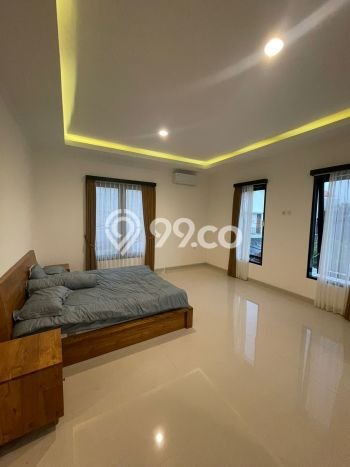 Rumah area , 3 KT, Dekat Rumah Sakit, LT 200m2m² LB 300m2m² Rumah area , 3 KT, Dekat Rumah Sakit, LT 200m2m² LB 300m2m²