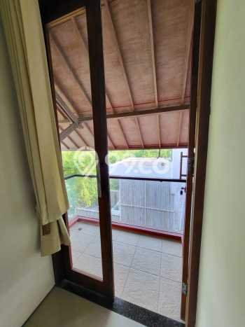 Rumah Mewah LB 250m2 Siap Huni Desain Elegan di Mumbul, Badung Rumah Mewah LB 250m2 Siap Huni Desain Elegan di Mumbul, Badung
