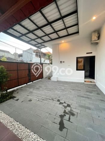 Rumah area , 3 KT, Dekat Rumah Sakit, LT 200m2m² LB 300m2m² Rumah area , 3 KT, Dekat Rumah Sakit, LT 200m2m² LB 300m2m²