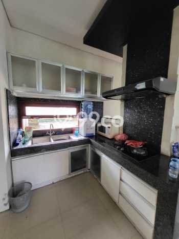 For Sale! Premium House LT 218m2 Desain Elegan di Mumbul For Sale! Premium House LT 218m2 Desain Elegan di Mumbul