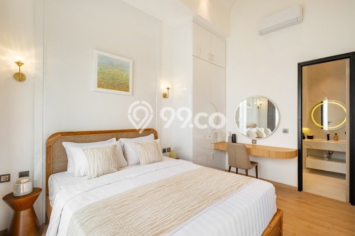 FOR SALE! Vila Kawasan , Luas 135m2m², Posisi Premium FOR SALE! Vila Kawasan , Luas 135m2m², Posisi Premium