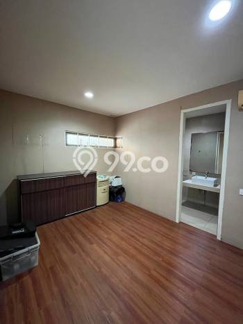 Rumah Luxury Modern Tanpa Renovasi di Kemang Jakarta Selatan Rumah Luxury Modern Tanpa Renovasi di Kemang Jakarta Selatan