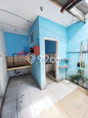 Ruko bagus disewakan di Klojen Malang dengan LB 160m2 harga sewa terbaik Ruko bagus disewakan di Klojen Malang dengan LB 160m2 harga sewa terbaik
