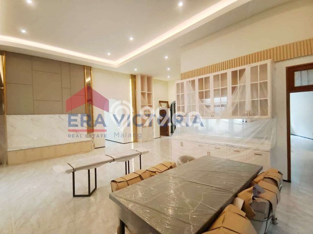 Hot Offer Hunian Premium Ideal dan Luas di Klojen, Malang Hot Offer Hunian Premium Ideal dan Luas di Klojen, Malang