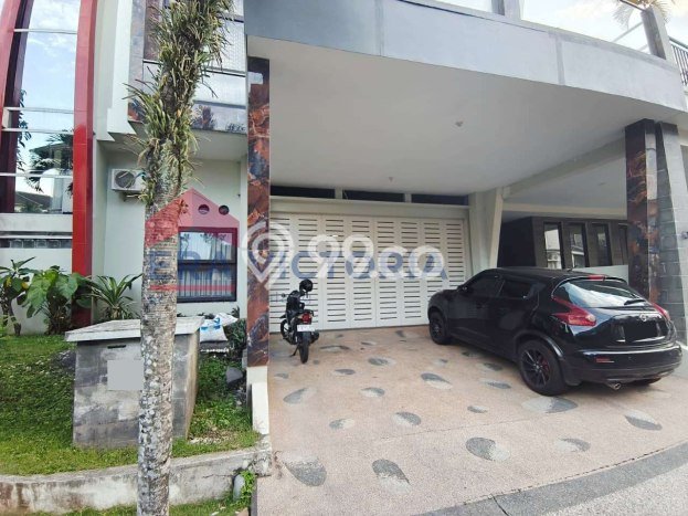 Hunian Eksklusif Dijual LT 338m2 di Klojen, Malang Hunian Eksklusif Dijual LT 338m2 di Klojen, Malang