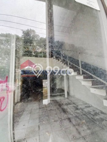 Ruko Disewakan di Kawasan Ramai Klojen, Malang Ruko Disewakan di Kawasan Ramai Klojen, Malang