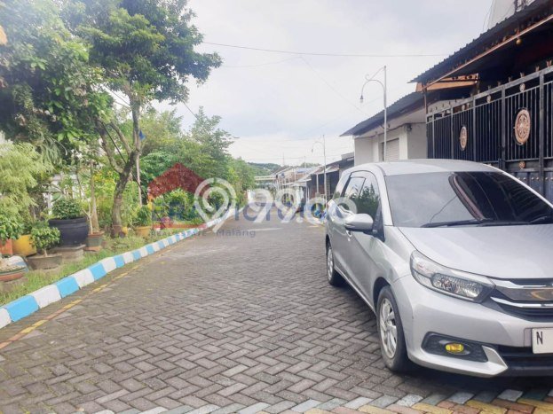 Hunian Cantik Minimalis Lb 250m2 di Singosari, Malang Hunian Cantik Minimalis Lb 250m2 di Singosari, Malang