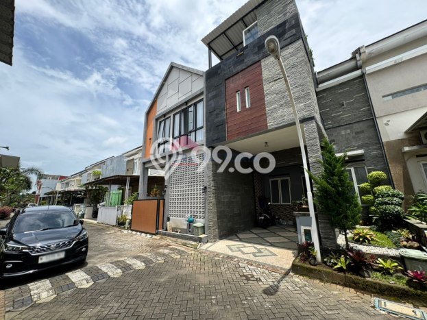Hunian Cantik Minimalis Lb 140m2 di Lowokwaru, Malang Hunian Cantik Minimalis Lb 140m2 di Lowokwaru, Malang