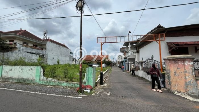 Untuk Dijual Tanah di Malang, Luas 144m2 SHM Untuk Dijual Tanah di Malang, Luas 144m2 SHM