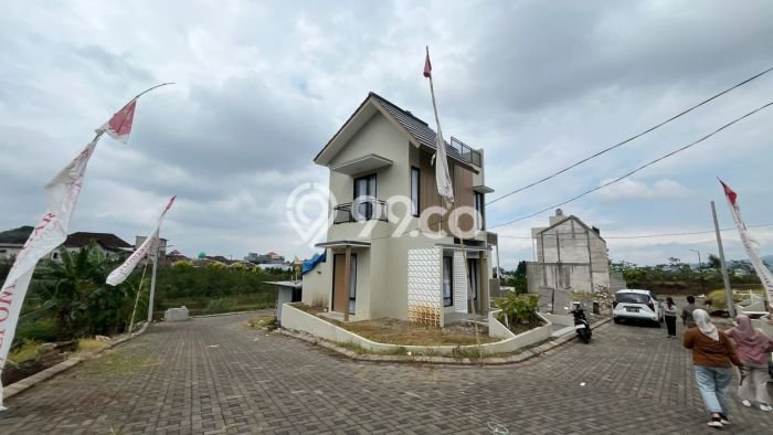 Vila Terawat di , Dimensi 61m2m², Kawasan Asri dan nyaman Vila Terawat di , Dimensi 61m2m², Kawasan Asri dan nyaman