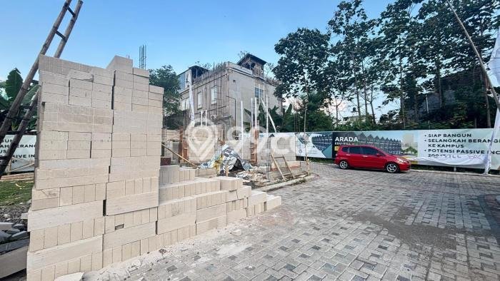 Dijual Rumah Strategis Bagus Punya 10 KT di Lowokwaru Malang SHM Dijual Rumah Strategis Bagus Punya 10 KT di Lowokwaru Malang SHM