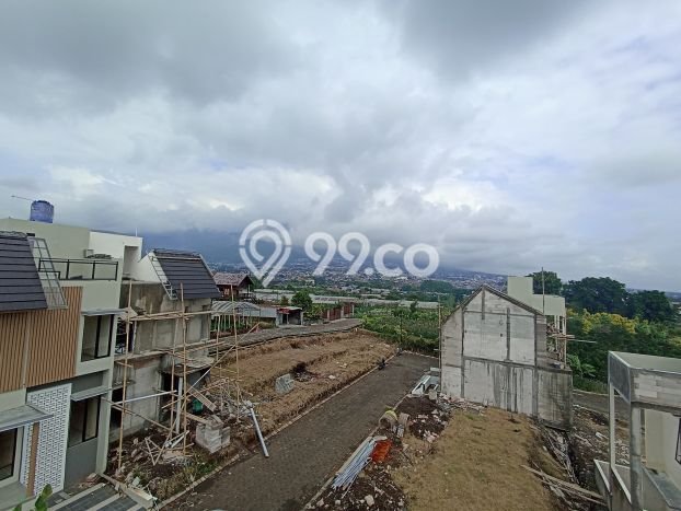 Dijual Rumah 3 Kamar Lokasi Ideal Nyaman dan Strategis di Batu Dijual Rumah 3 Kamar Lokasi Ideal Nyaman dan Strategis di Batu