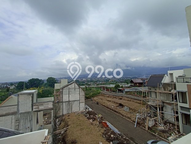 For Sale Rumah 3 Kamar Lokasi Strategis Nyaman dan Strategis di Batu For Sale Rumah 3 Kamar Lokasi Strategis Nyaman dan Strategis di Batu