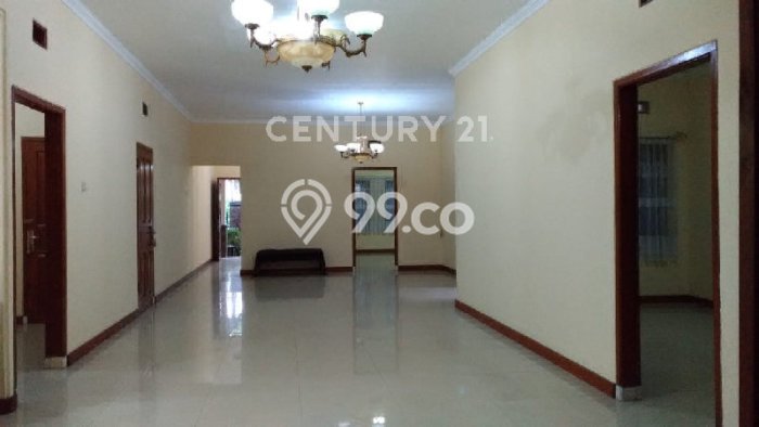 Jual Rumah Favorit Siap Huni LB 280m2 di Cimahi Utara, Cimahi Jual Rumah Favorit Siap Huni LB 280m2 di Cimahi Utara, Cimahi