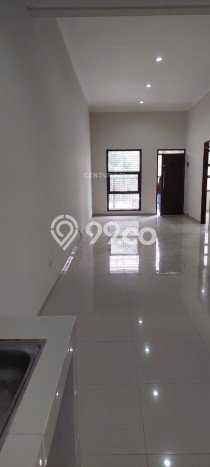 Rumah Modern 3 KT di Taman Kopo Indah Bandung Rumah Modern 3 KT di Taman Kopo Indah Bandung