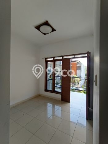 Rumah area Setra Duta, 1 KM, Area Nyaman Rumah area Setra Duta, 1 KM, Area Nyaman