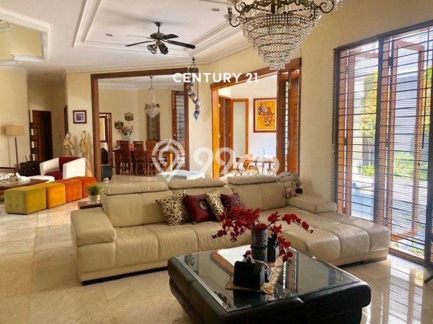 For Sale! Luxury House LT 560m2 Desain Elegan di Pondok Indah For Sale! Luxury House LT 560m2 Desain Elegan di Pondok Indah