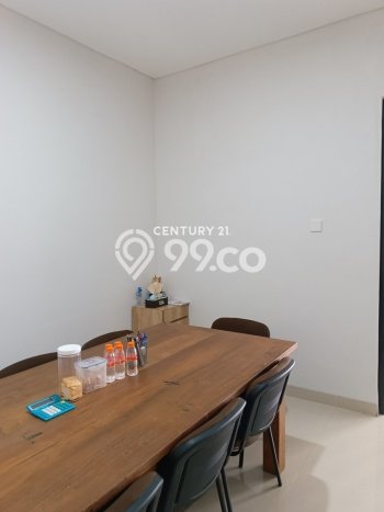 Rumah Luas Asri 4 KT Siap Huni di BSD City Tangerang Rumah Luas Asri 4 KT Siap Huni di BSD City Tangerang