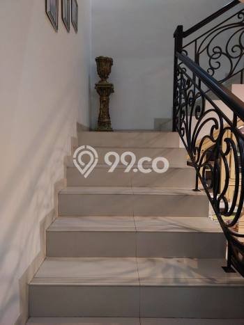 Ready to Use! Luxury House LT 350m2 Desain Elegan di Cirendeu Ready to Use! Luxury House LT 350m2 Desain Elegan di Cirendeu