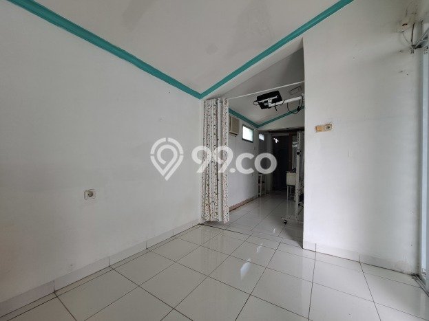 Jual Rumah Strategis Bagus Punya 4 KT di Jagakarsa Jakarta Selatan SHM Jual Rumah Strategis Bagus Punya 4 KT di Jagakarsa Jakarta Selatan SHM