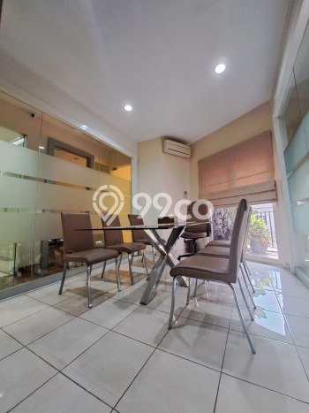 Komersial Usaha Dijual di Cinere Depok LT 181m2 & LB 400m2 Komersial Usaha Dijual di Cinere Depok LT 181m2 & LB 400m2