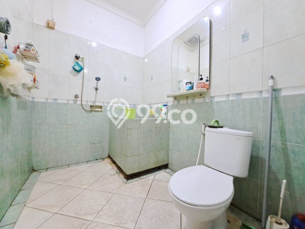 For Sale Rumah 3 Kamar Lokasi Ideal Nyaman dan Strategis di Ciputat For Sale Rumah 3 Kamar Lokasi Ideal Nyaman dan Strategis di Ciputat