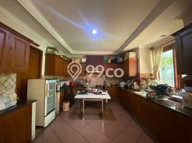 Jual Rumah Mewah Megah Dengan View Cantik di Cinere, Jakarta Selatan Jual Rumah Mewah Megah Dengan View Cantik di Cinere, Jakarta Selatan